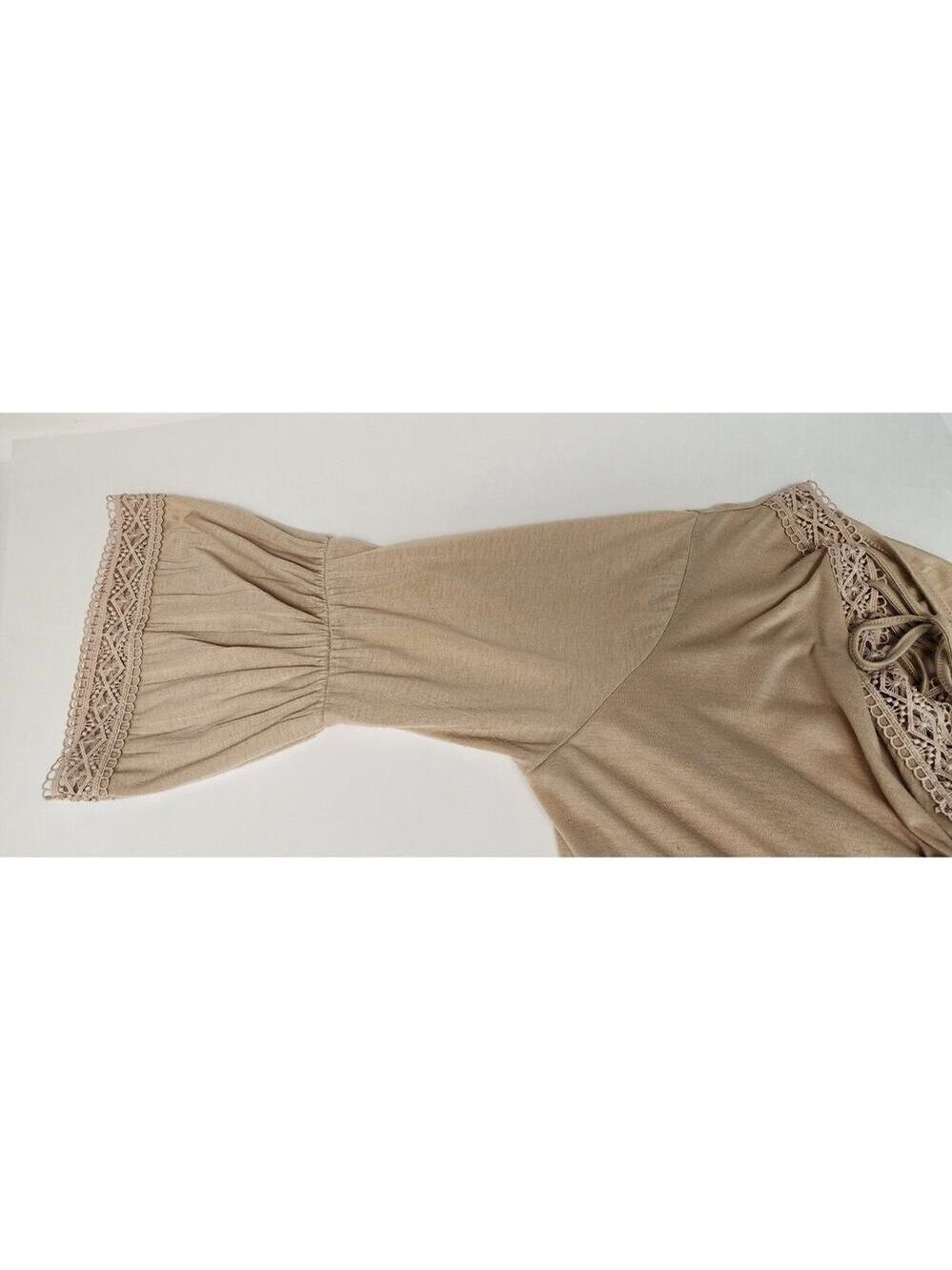 New York Laundry Loose Fit Blouse 3/4 Bell Sleeve Lace Accent Sz M Color Beige - Picture 5 of 6